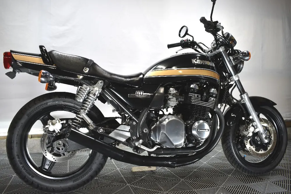 Kawasaki Zephyr 750 2004, фото 3