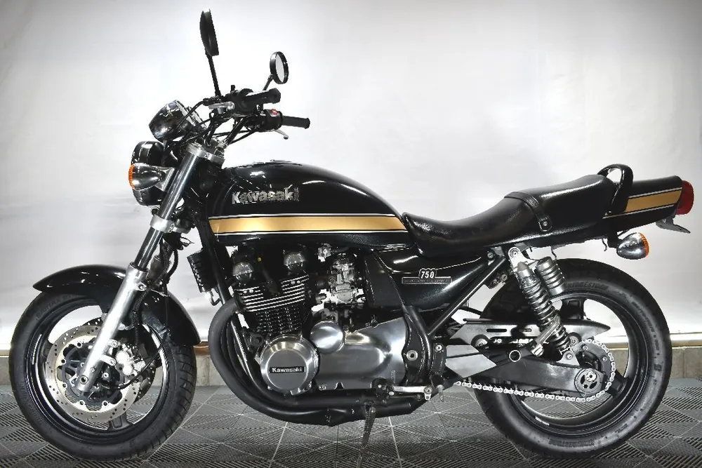 Kawasaki Zephyr 750 2004, фото 5