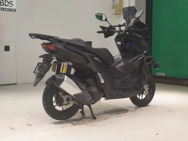 Honda ADV160, matt black, фото 5