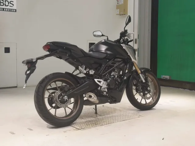 Honda CB125R JC91, matt black, фото 5