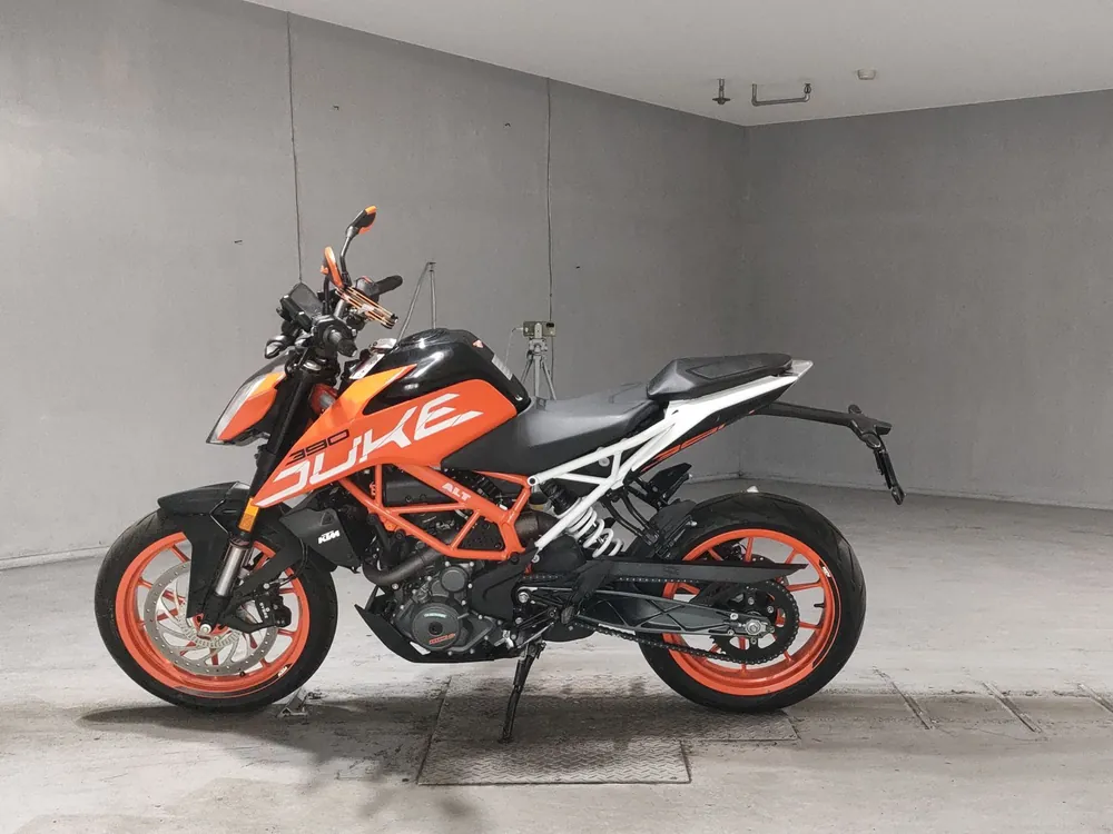 KTM 390 Duke 2021, чёрный, оранжевый, фото 2