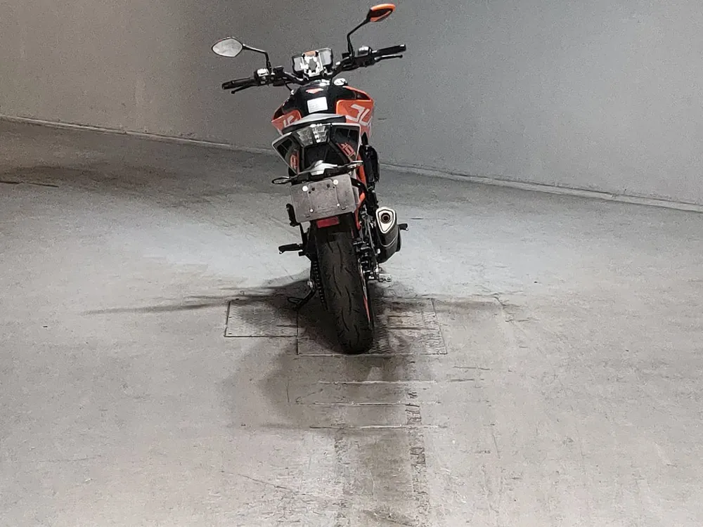 KTM 390 Duke 2021, чёрный, оранжевый, фото 4