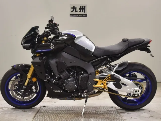 Yamaha MT-10SP 2024, чёрный, серебристый, фото 2