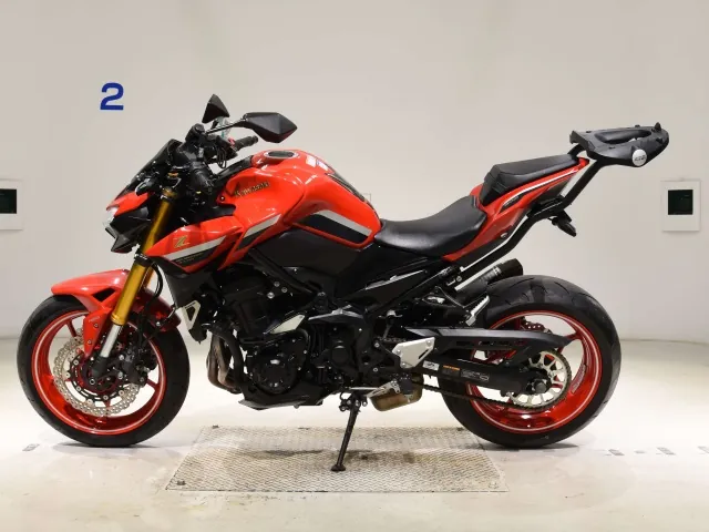 Kawasaki Z900-2 2022, red | black, фото 2