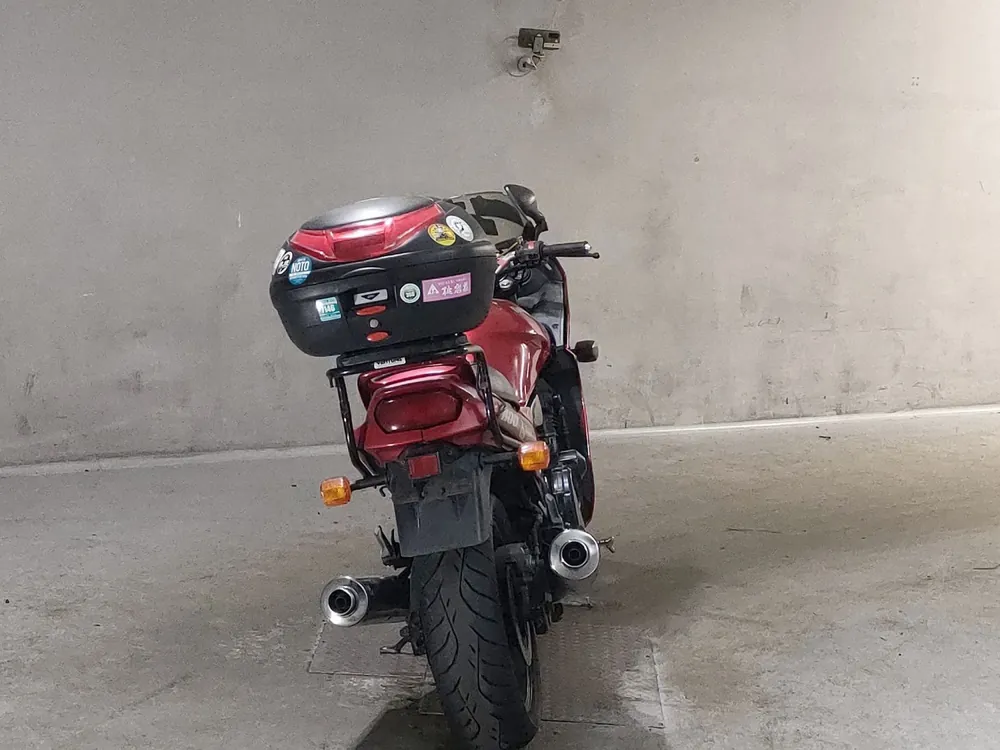 Kawasaki GPZ1100 1995, красный, фото 4