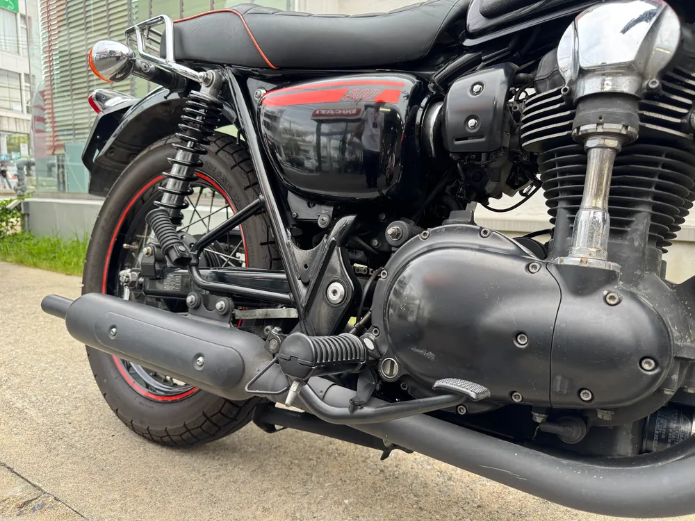 Kawasaki W800 2013, чёрный, фото 15