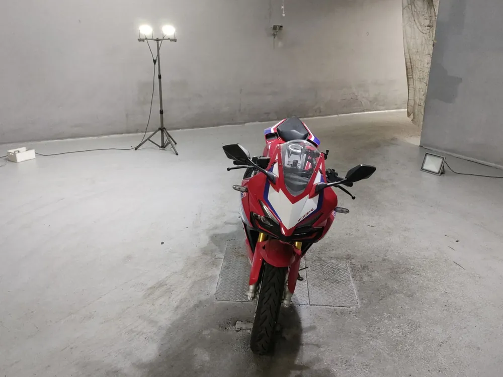 Honda CBR250RR, красный, фото 3