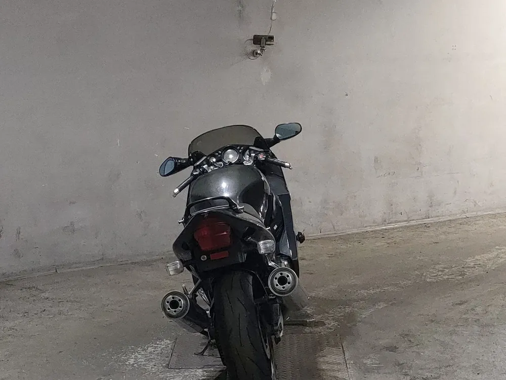 Honda CBR1100XX SC35 из Японии, фото 4