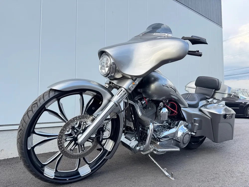 Harley-Davidson FLHXSE CVO 2015, чёрный, фото 9