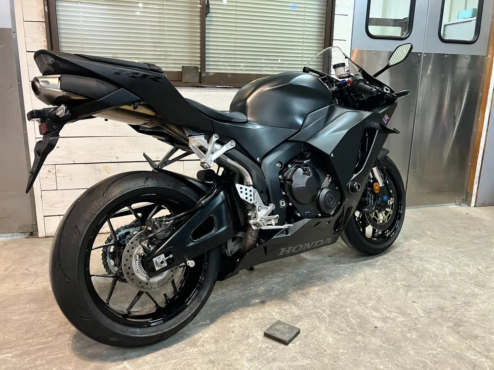 Honda CBR600RR 2024, maddo black, фото 6