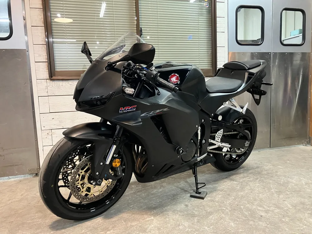 Honda CBR600RR 2024, maddo black, фото 8