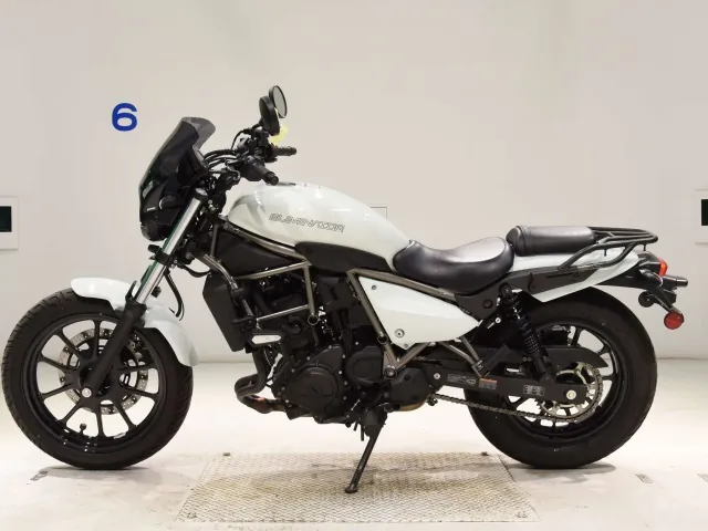 Kawasaki Eliminator 400SE 2023, белый, фото 2