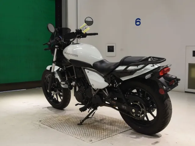 Kawasaki Eliminator 400SE 2023, белый, фото 6