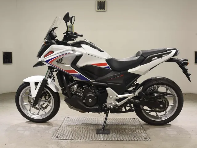 Honda NC750X Type-LD 2016, белый, фото 2