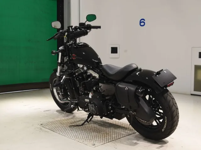 Harley-Davidson XL1200X 2020, чёрный, фото 6