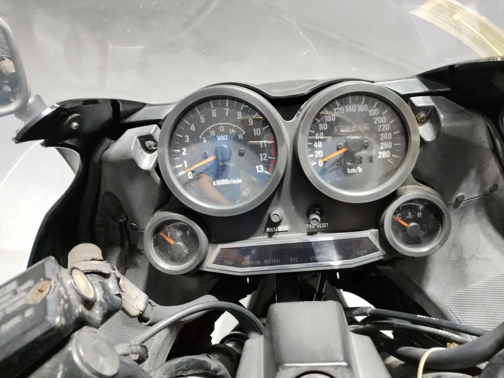 Kawasaki GPZ1000RX 1986, чёрный, фото 5