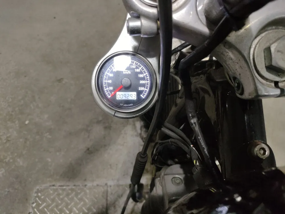 Harley-Davidson XL883C 2002, чёрный, фото 5