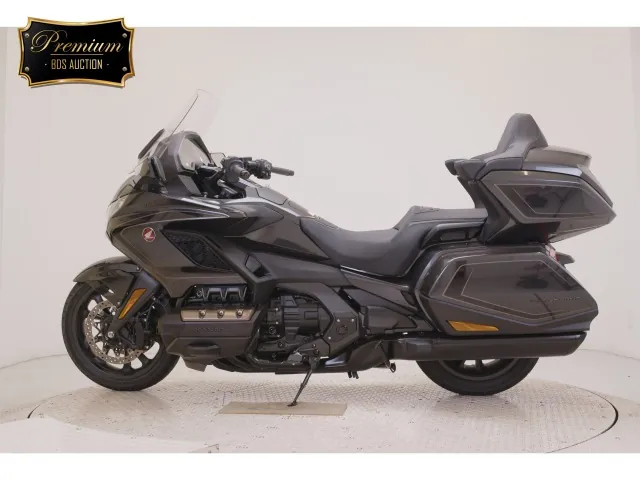 Honda GL1800 2026, black | gunmetal, фото 2