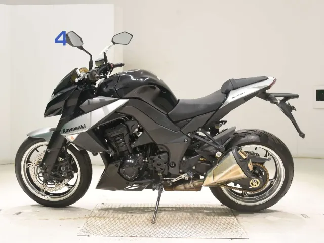 Kawasaki Z1000-4 2010, black | silver, фото 2