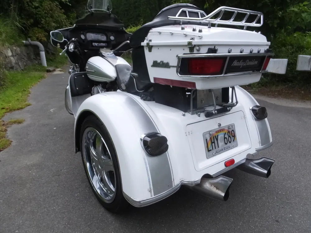 Harley-Davidson FLHTCU TRIKE 1993, white/silver, фото 3