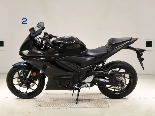 Yamaha MT-03 2021, matt black, фото 2