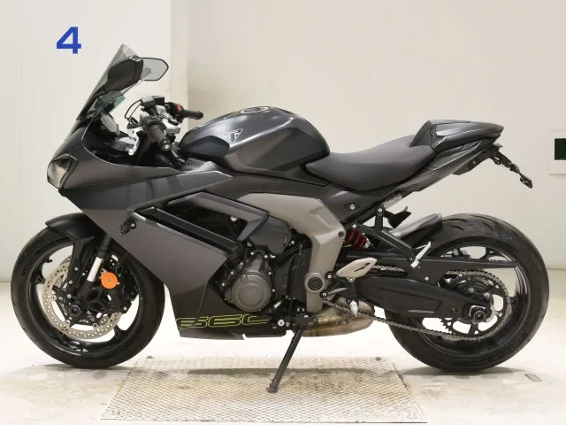 Triumph Daytona 660 2024, matt gun, фото 2
