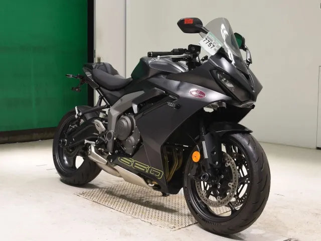 Triumph Daytona 660 2024, matt gun, фото 3
