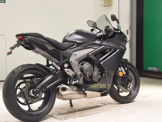 Triumph Daytona 660 2024, matt gun, фото 5