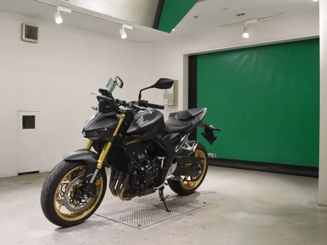Honda CB1000 Hornet SP 2026, matt black, фото 4
