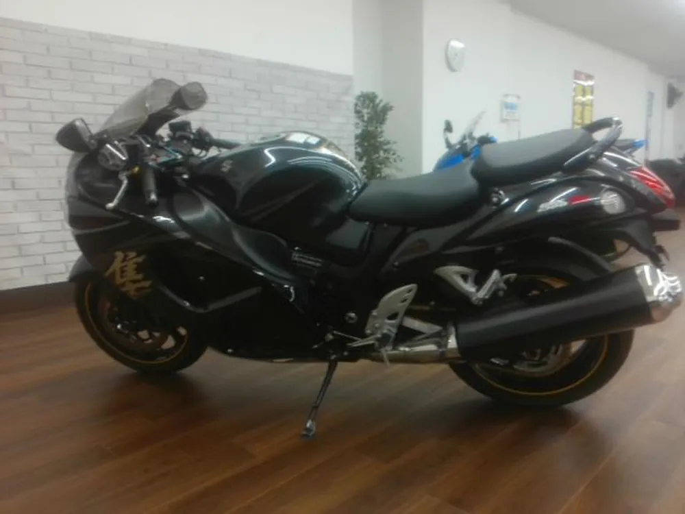 Suzuki GSX1300R 2008, серый, фото 2