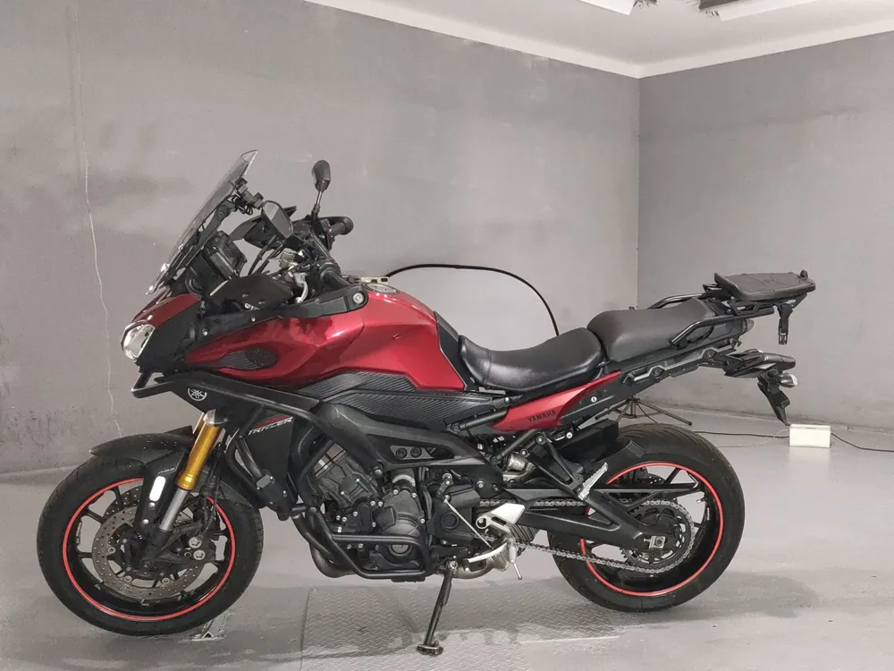 Yamaha MT-09 2015, красный, фото 2