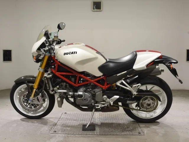 Ducati Monster S4RS Testastretta 2007, белый, красный, фото 2