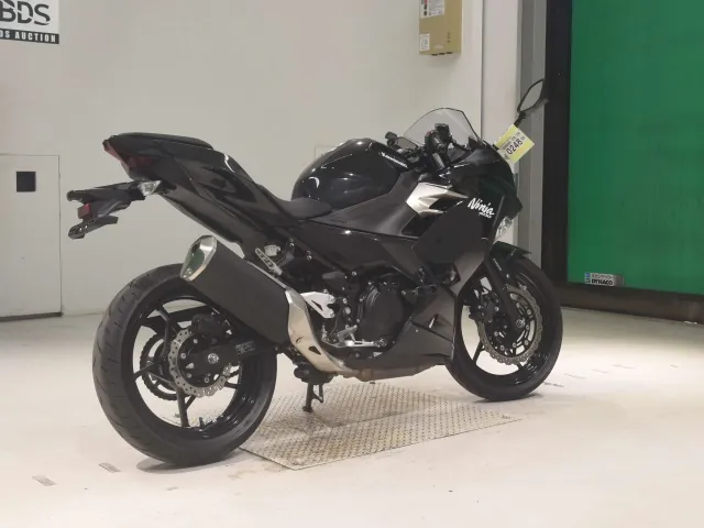 Kawasaki Ninja 400, чёрный, фото 5