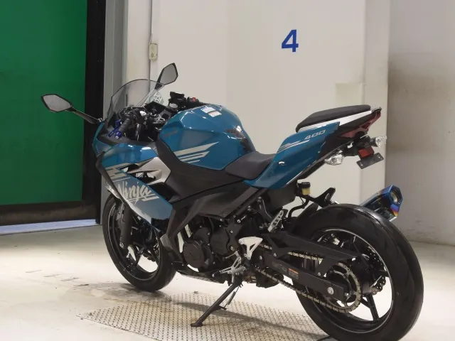 Kawasaki Ninja 400 2021, синий, фото 6