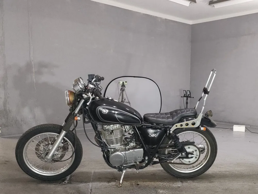 Yamaha SR400 2014, чёрный, фото 2