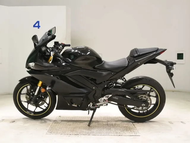 Yamaha MT-03 2020, чёрный, фото 2