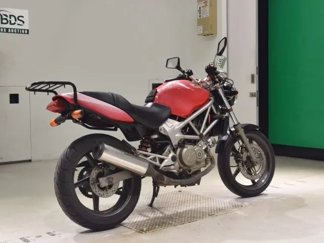 Honda VTR250 MC33, красный, фото 5