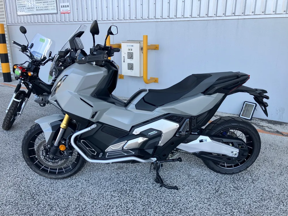 Honda X-ADV750 2025, серый, фото 4