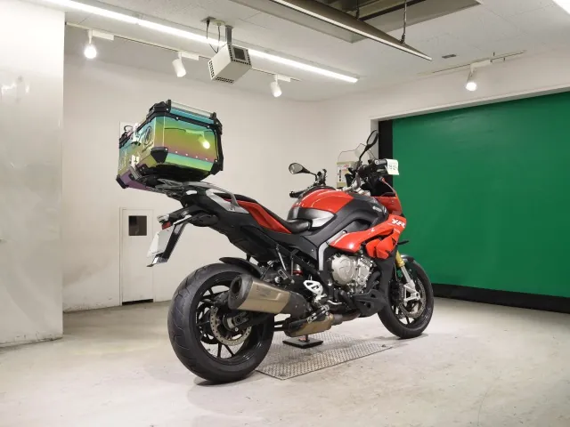BMW S1000XR 2016, красный, фото 5