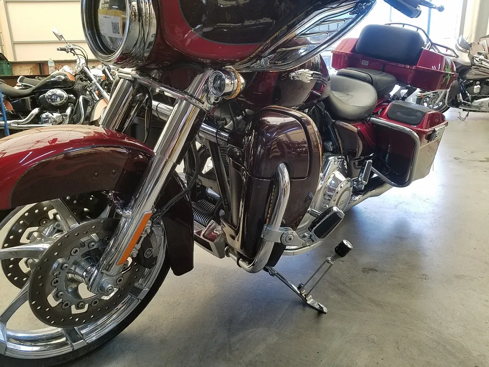 Harley-Davidson FLHXSE CVO 2012, красный, w red, фото 6