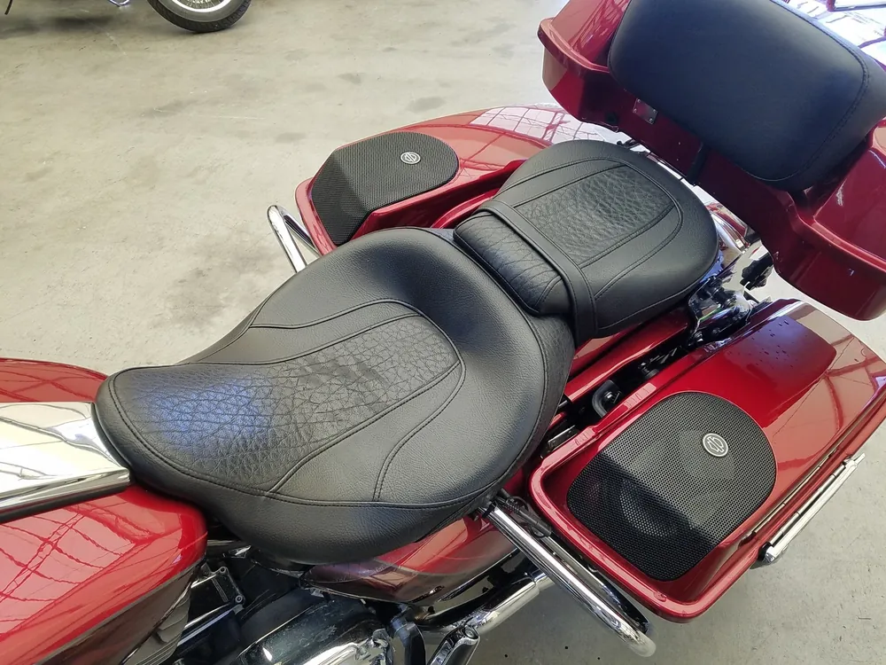 Harley-Davidson FLHXSE CVO 2012, красный, w red, фото 10