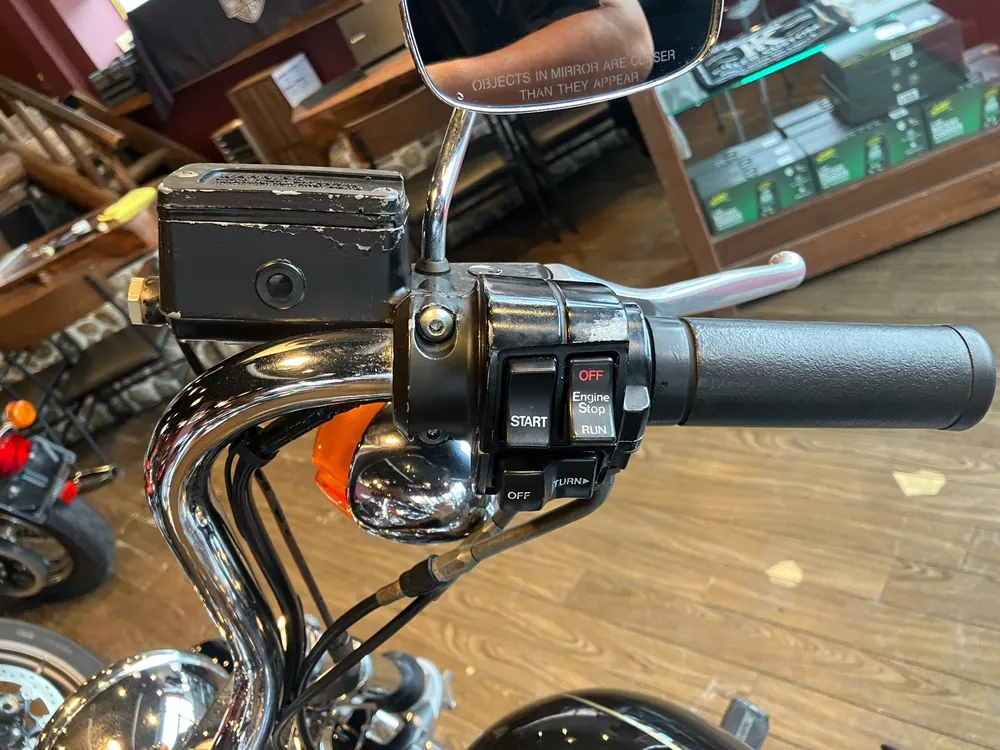 Harley-Davidson FXSTC 1987, чёрный, фото 16