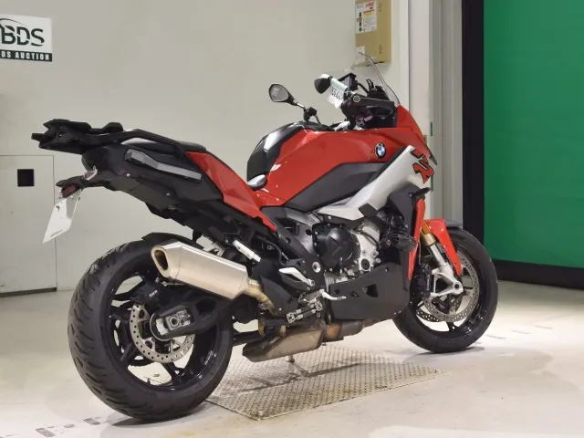 BMW S1000XR 2020, красный, фото 5