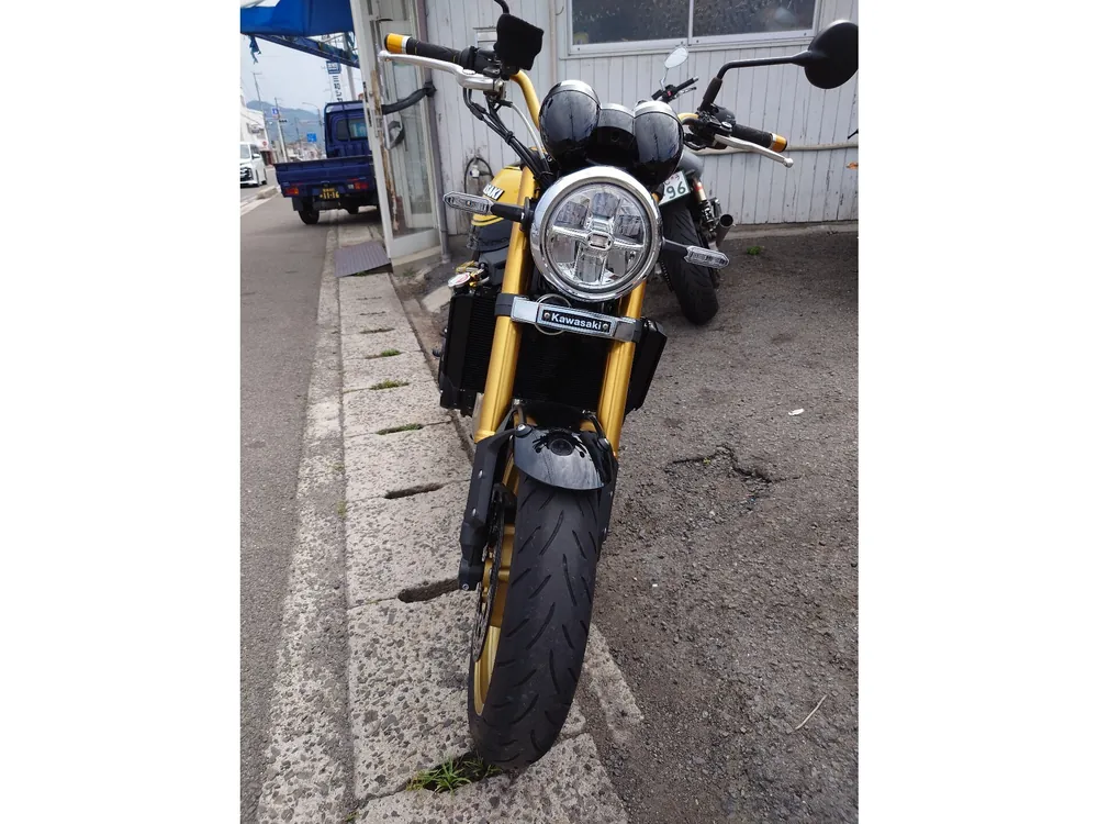 Kawasaki Z900RS 2023, black / yellow, фото 4