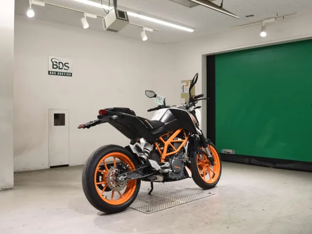 KTM 390 Duke 2014, white | orange, фото 5