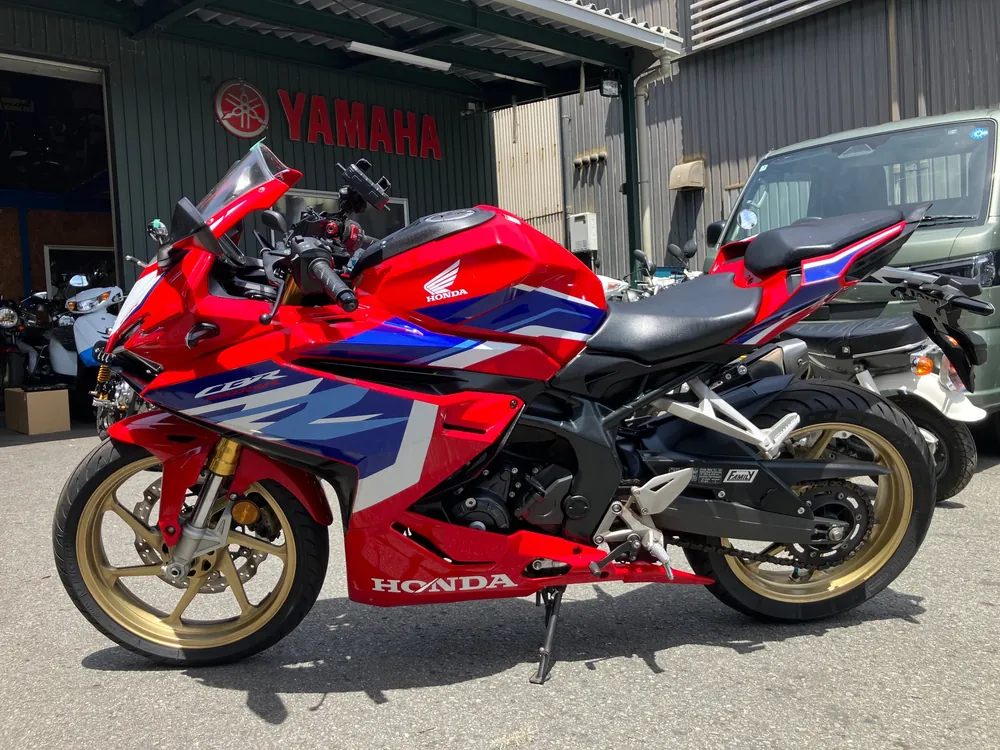 Honda CBR250RR, красный, фото 2