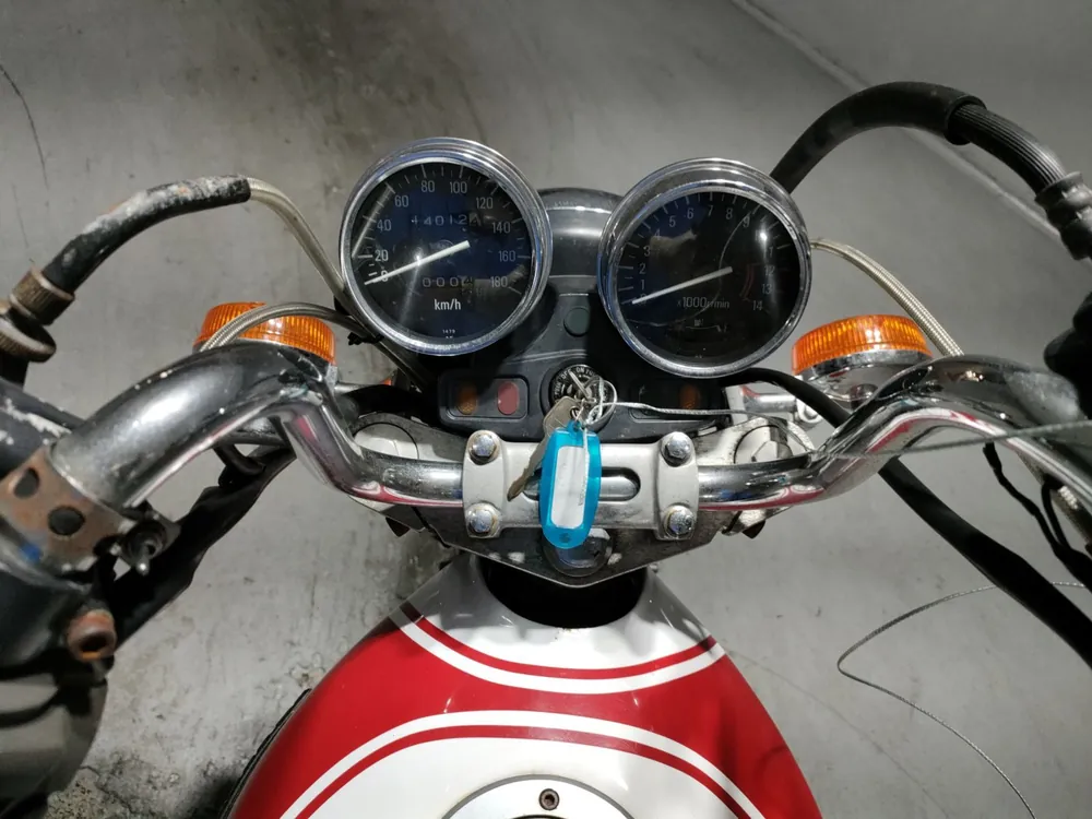 Kawasaki Zephyr 400 1993, white / red, фото 5