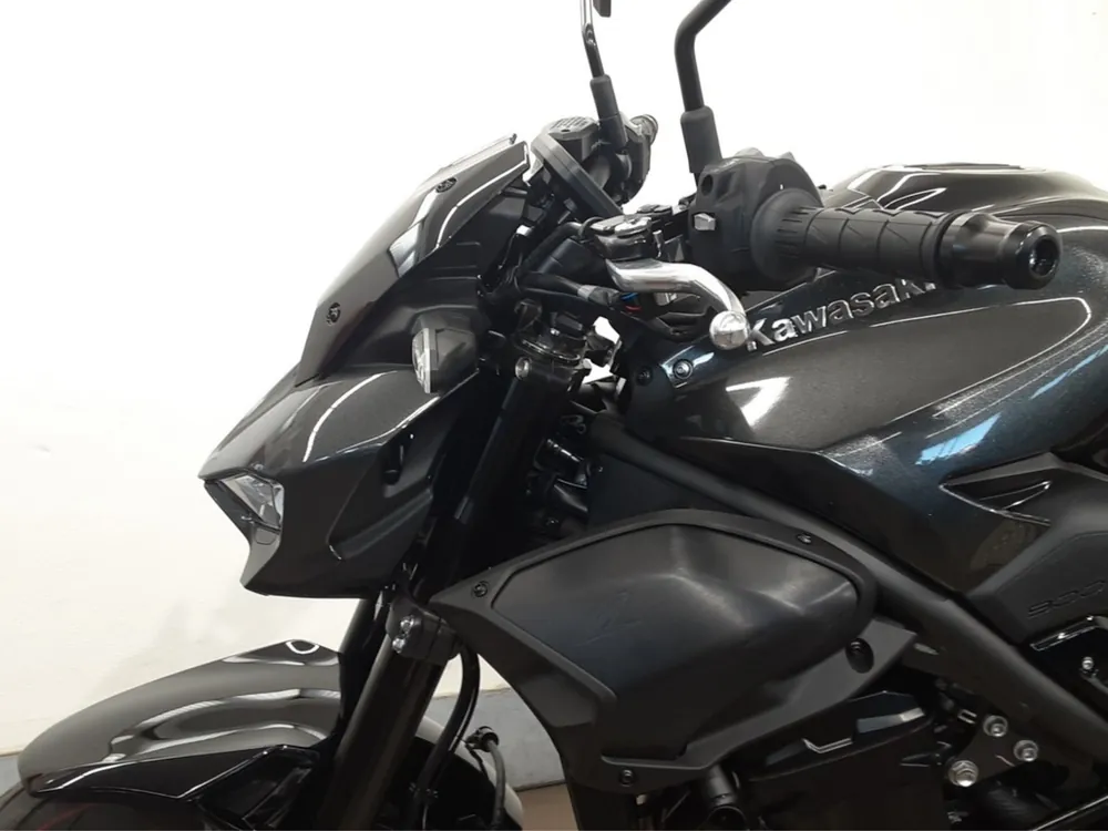 Kawasaki Z900 2025, black / gun m, фото 9