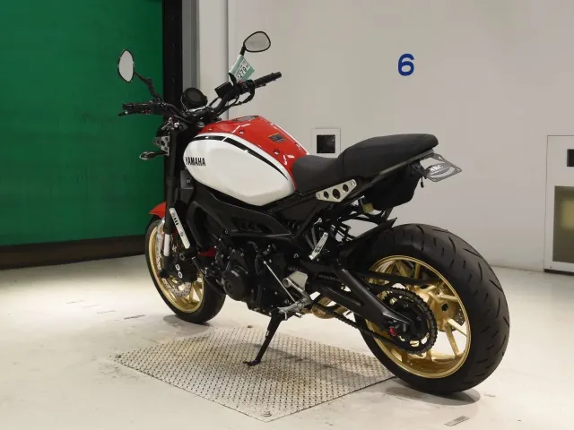 Yamaha XSR900 2020, white | red | black, фото 6