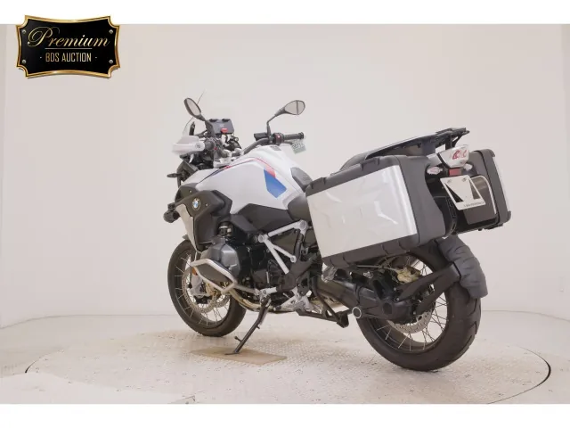 BMW R1250Gs 2023, white | red | blue, фото 6